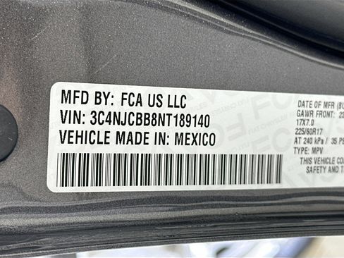 Used 2022 Jeep Compass Latitude w/ Convenience Group image 30