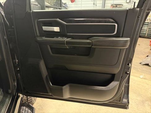 Certified 2024 RAM 2500 Big Horn w/ Night Edition image 7