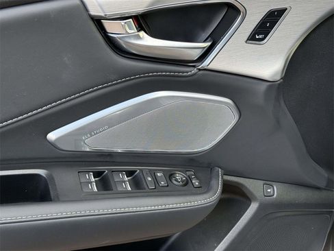 Certified 2023 Acura RDX w/ Technology Package image 11