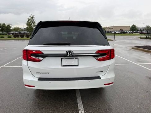 Used 2023 Honda Odyssey Touring image 7