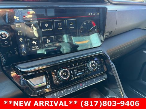 Used 2024 GMC Sierra 2500 AT4 w/ AT4 Premium Plus Package image 14