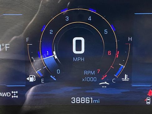 Certified 2025 Chevrolet Equinox LT w/ Convenience Package II AWD/4WD image 18
