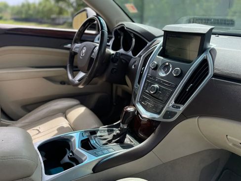 Used 2012 Cadillac SRX Luxury FWD image 18