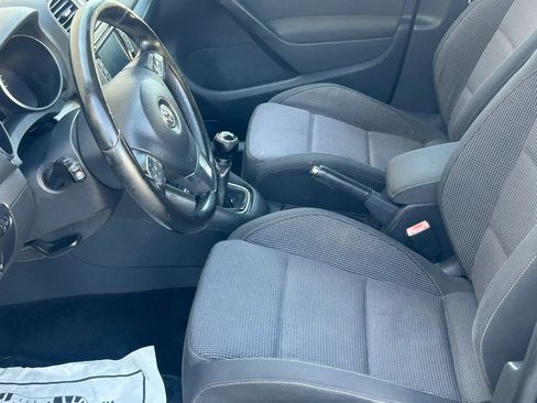 Used 2011 Volkswagen Golf TDI FWD image 7