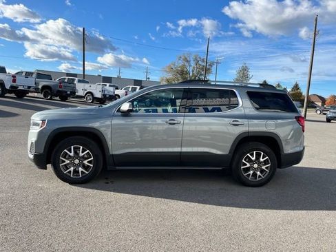 Used 2023 GMC Acadia SLE w/ Driver Convenience Package AWD/4WD image 7
