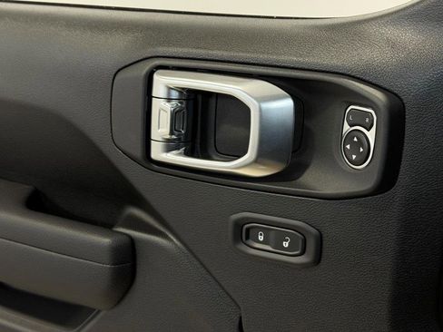 New 2025 Jeep Wrangler Sport S image 29