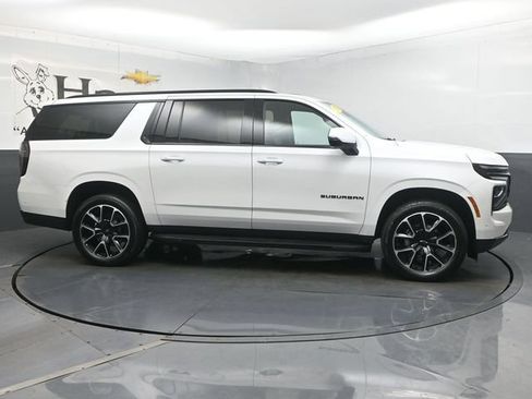 Used 2025 Chevrolet Suburban RST w/ Comfort Package AWD/4WD image 54