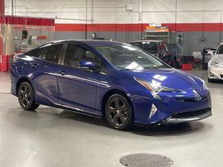 Used 2018 Toyota Prius Four Touring video 2