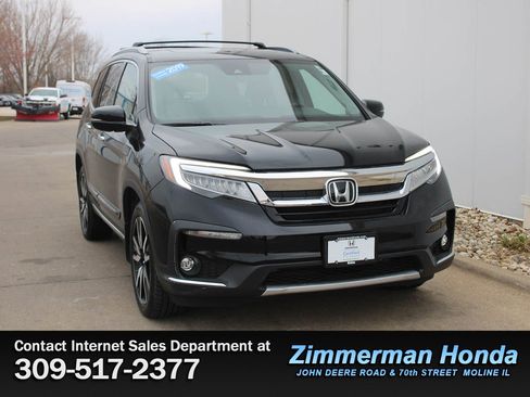 Used 2019 Honda Pilot Touring image 3