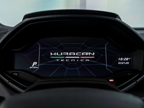 Used 2024 Lamborghini Huracan Tecnica RWD image 14