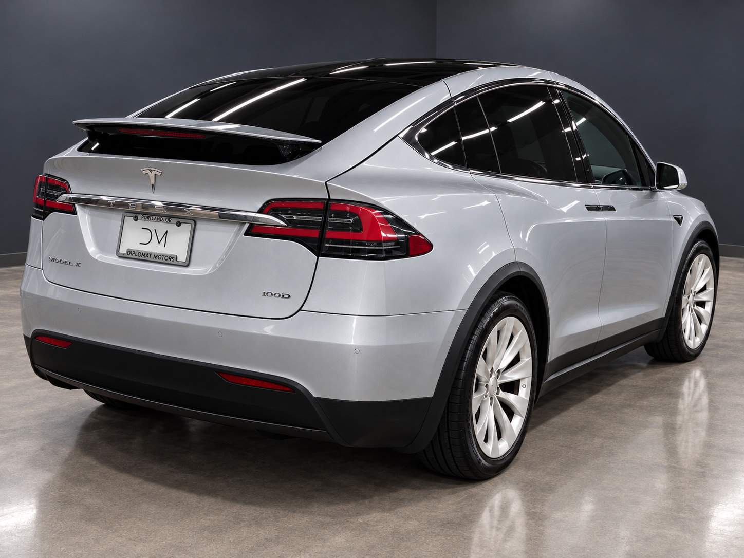 Used 2017 Tesla Model X 75D AWD/4WD image 8
