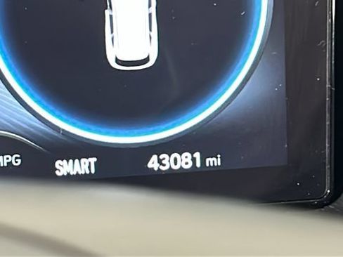 Certified 2023 Hyundai Tucson Limited FWD image 18