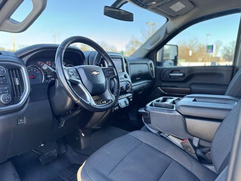 Used 2022 Chevrolet Silverado 2500 LT w/ Convenience Package image 14