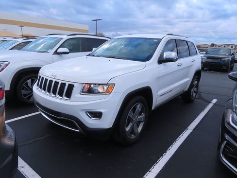 Used 2016 Jeep Grand Cherokee Limited image 2