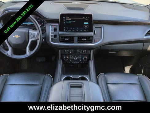 Used 2023 Chevrolet Suburban Premier RWD image 17