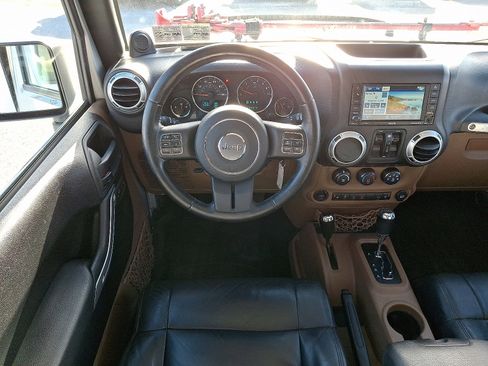 Used 2012 Jeep Wrangler Unlimited Sahara w/ Dual Top Group image 13