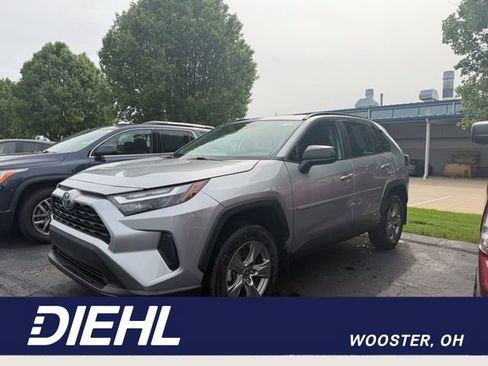 Used 2023 Toyota RAV4 LE AWD/4WD image 1