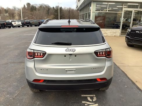 Certified 2024 Jeep Compass Limited image 5