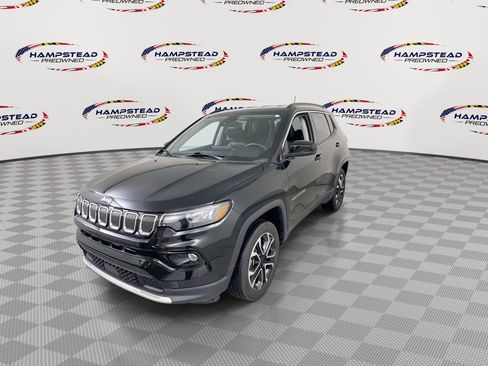 Used 2022 Jeep Compass Limited image 4