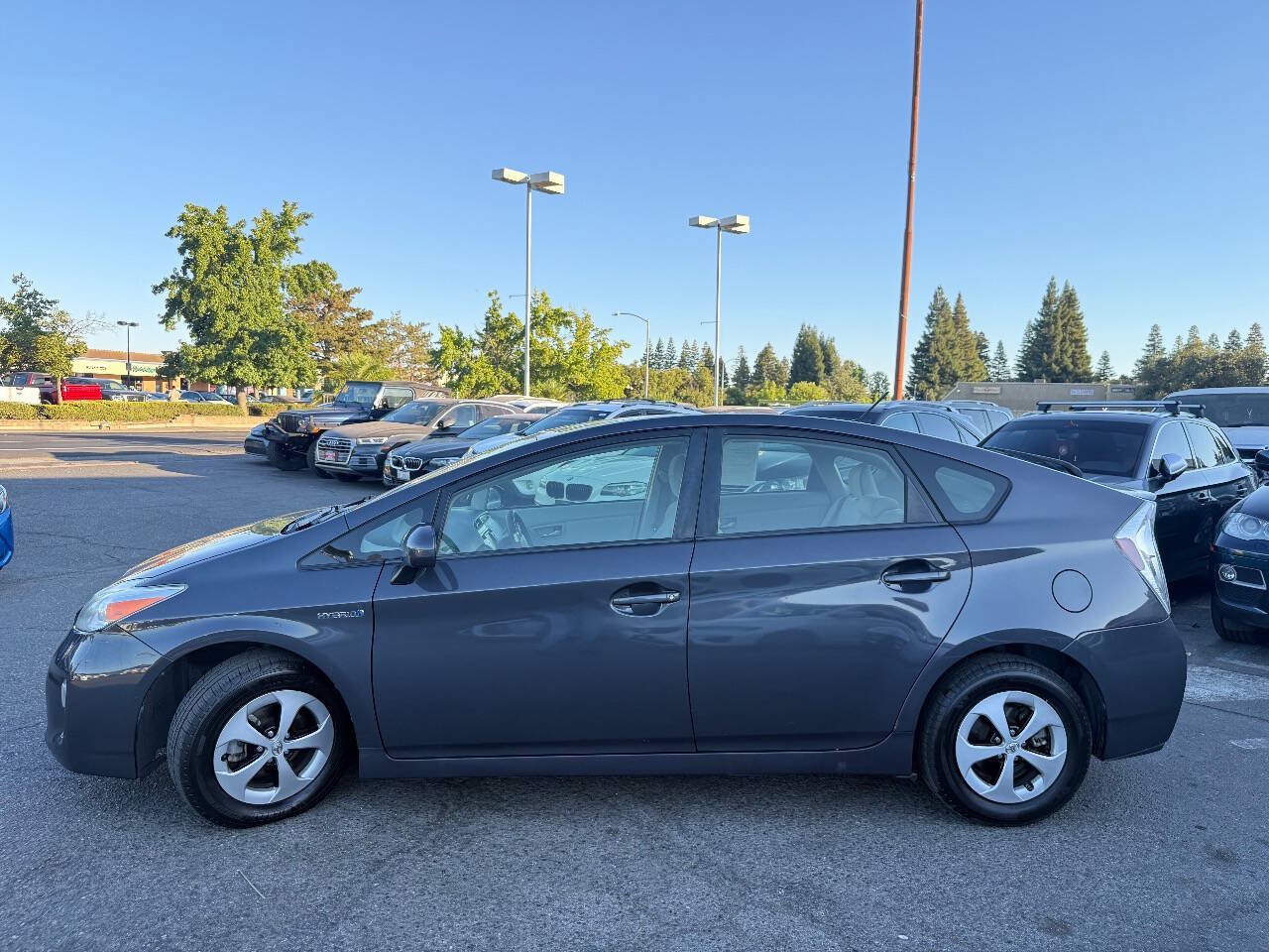Used 2013 Toyota Prius Two FWD image 5