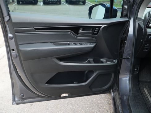 Used 2025 Honda Odyssey Touring image 14