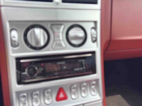 Used 2007 Chrysler Crossfire Limited RWD image 12