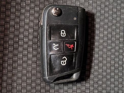 Used 2020 Volkswagen Jetta S FWD image 32