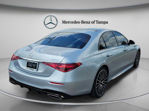 Certified 2023 Mercedes-Benz S 500 4MATIC image 3