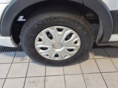 Used 2024 Ford Transit 350 XLT RWD image 7