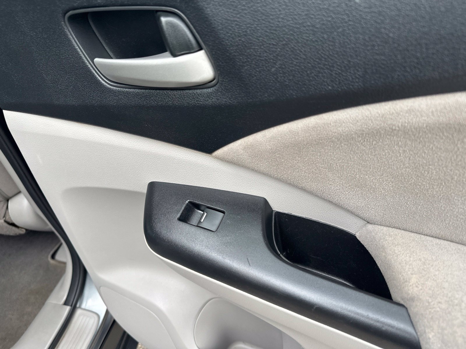 Used 2014 Honda CR-V EX image 30