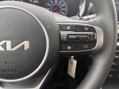Used 2022 Kia K5 LX image 22
