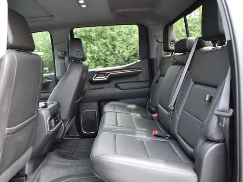 Used 2023 GMC Sierra 1500 Elevation w/ Elevation Premium Package AWD/4WD image 32