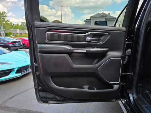 Used 2019 RAM 1500 Laramie w/ Sport Appearance Package AWD/4WD image 33