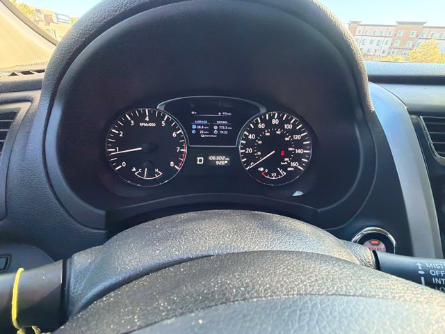 Used 2015 Nissan Altima 2.5 SV w/ Convenience Package FWD image 8