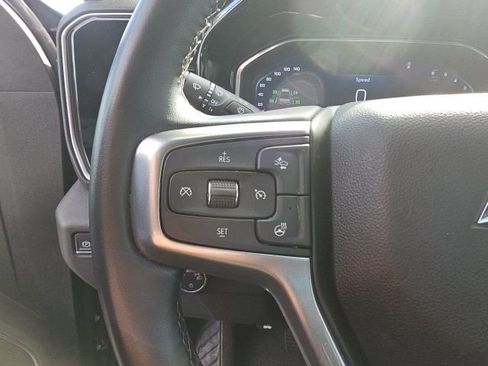 Used 2024 Chevrolet Silverado 1500 LT image 35