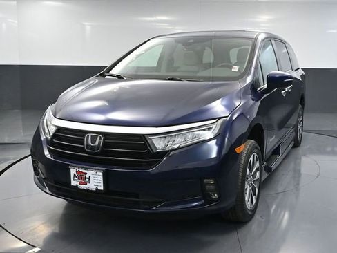 Used 2023 Honda Odyssey EX-L image 11