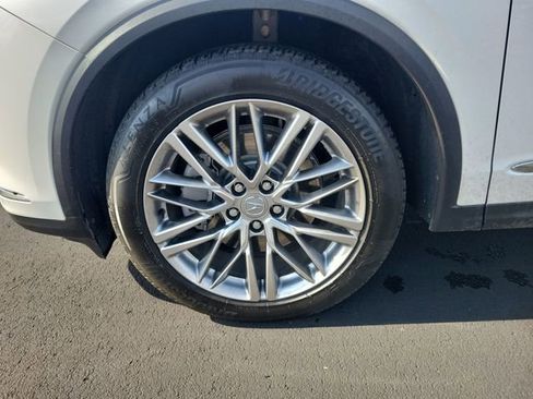 Used 2023 Acura MDX SH-AWD w/ Advance Package image 17