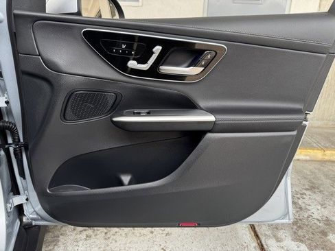 New 2025 Mercedes-Benz GLC 350e 4MATIC image 20