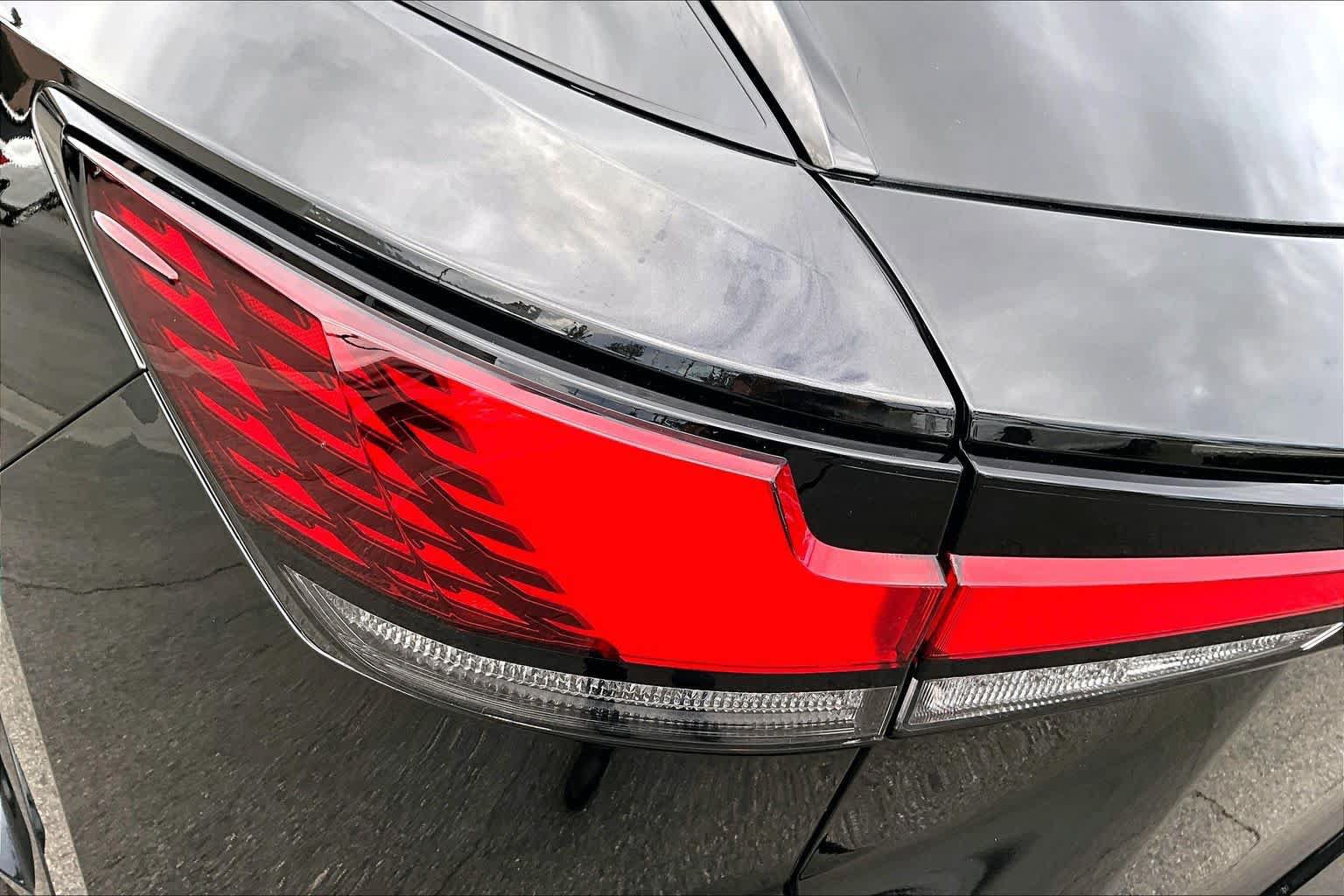 Used 2024 Lexus RX 350 Premium Plus w/ Convenience Package FWD image 27