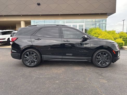 Used 2022 Chevrolet Equinox RS FWD image 4