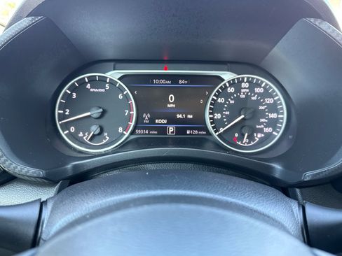 Used 2024 Nissan Sentra SV FWD image 23