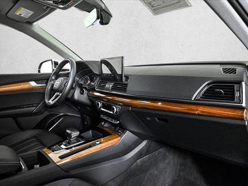 Used 2022 Audi Q5 2.0T Premium image 23