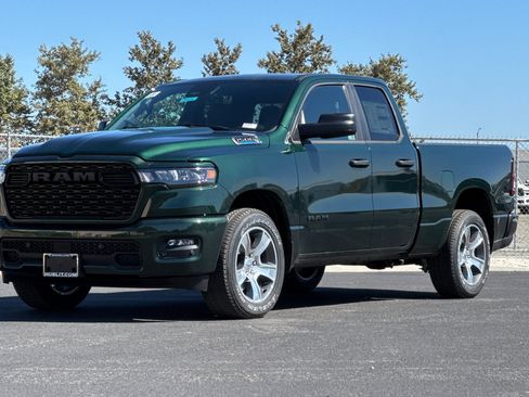 New 2026 RAM 1500 Express RWD image 7