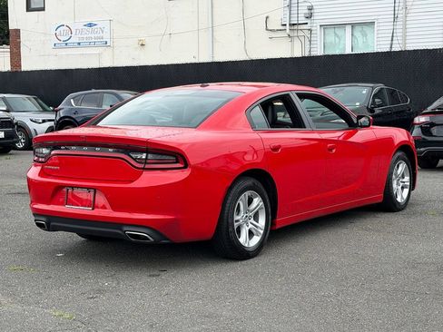 Used 2022 Dodge Charger SXT w/ Leather Interior Group RWD image 7