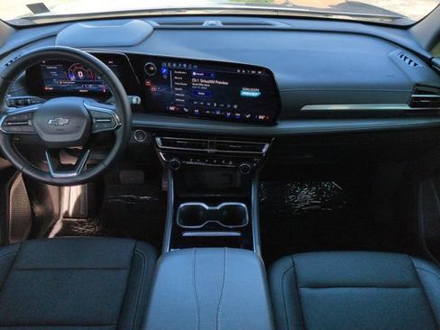 Used 2024 Chevrolet Traverse LT w/ Midnight/Sport Edition FWD image 14