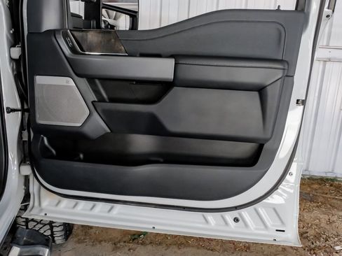Used 2025 Ford F250 Lariat AWD/4WD image 48