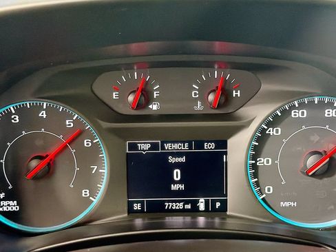 Used 2021 Chevrolet Equinox LS w/ LS Convenience Package FWD image 14