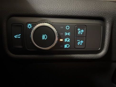 Used 2022 Ford Explorer Limited image 47