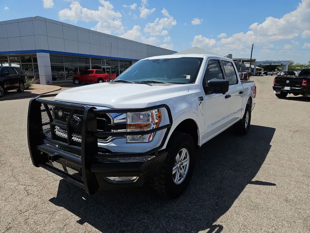 Used 2022 Ford F150 XLT w/ Equipment Group 301A Mid AWD/4WD image 4