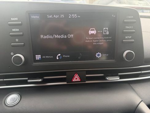 Used 2021 Hyundai Elantra SEL FWD image 9